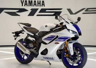 Yamaha R15 V5